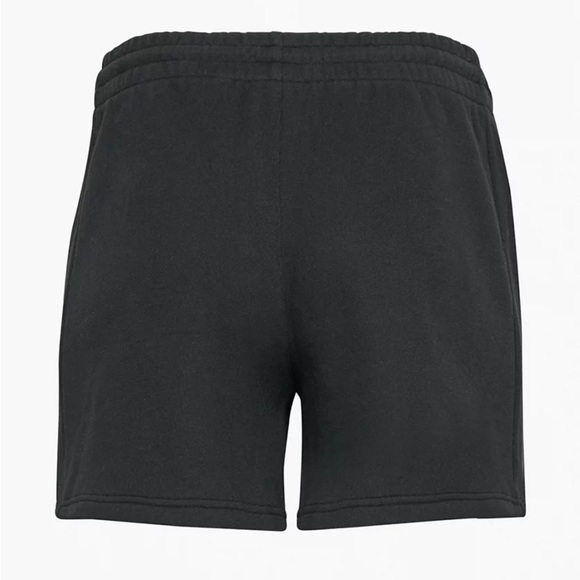 aritzia tna cozy fleece 5” boyfriend sweatshort - Picture 6 of 16